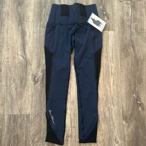 Dene Adam’s Conceal Carry leggings
